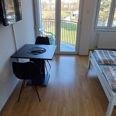 Appartement Sobe Olga à Čačak Extérieur photo
